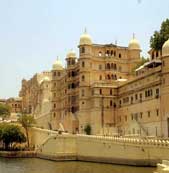 Agra Udaipur Tour